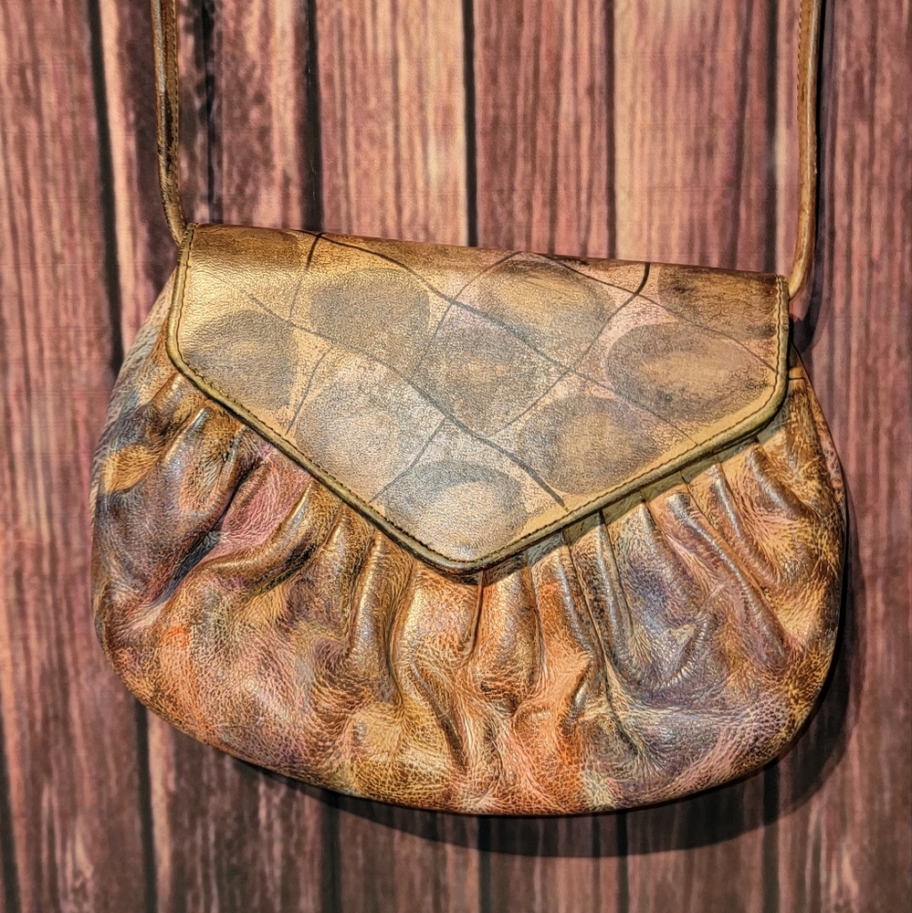 Vintage Jane Yoo Hand painted Signed Leather Purse - EUC - Very Clean